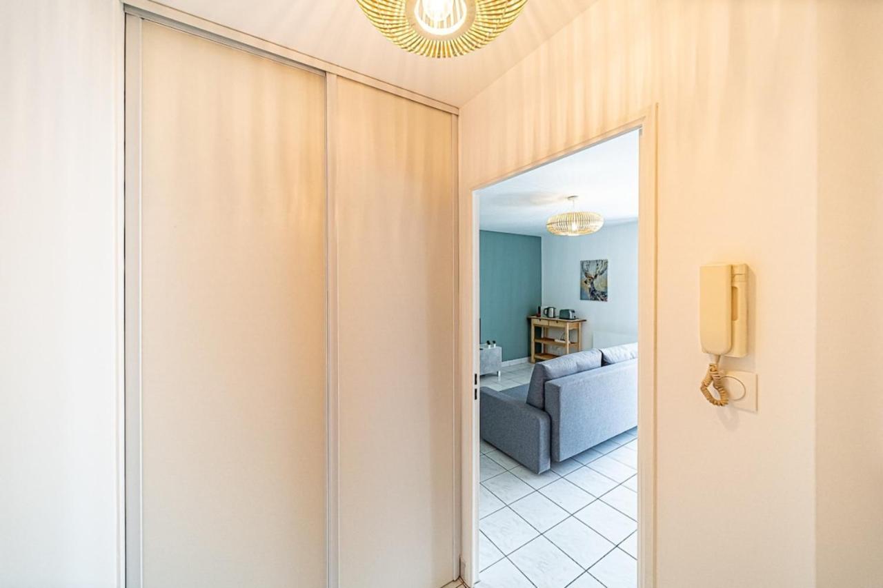 Appartement Cosy Avec Balcony And Garage-Charpennes Villeurbanne Exteriér fotografie