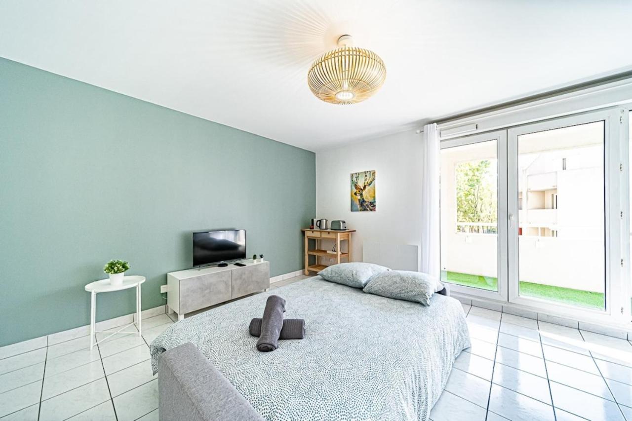 Appartement Cosy Avec Balcony And Garage-Charpennes Villeurbanne Exteriér fotografie