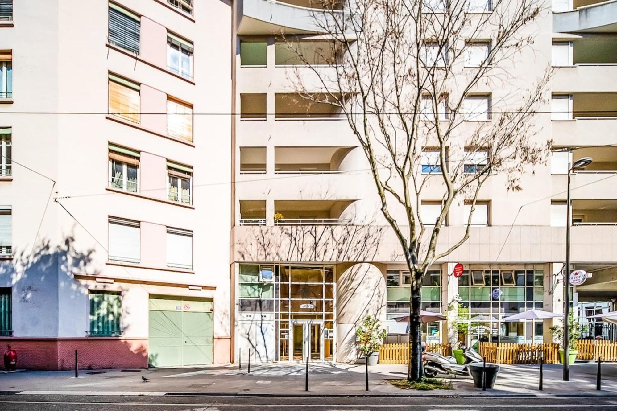 Appartement Cosy Avec Balcony And Garage-Charpennes Villeurbanne Exteriér fotografie